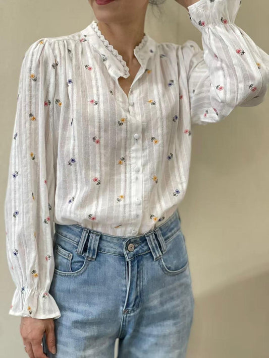 Blouse blanche brodée fleurettes